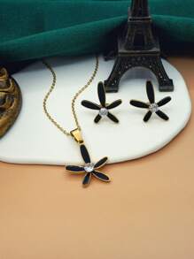 Bohemian Vacation Style Women's Jewelry Set, 18K Gold Plated Stainless Steel, Starfish Pendant Necklace & Sunflower Earrings Set, Hand-Polished, Exquisite Design, Perfect Gift For Mother's Day, Birthday, Date, Dance, Festival, Back-To-School Season, And Wedding Occasions