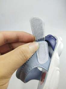 夏季新款儿童包头凉鞋，幼儿男童女童防水防滑软底室内/室外时尚婴儿学步凉鞋 - 藍色 - 查看 4