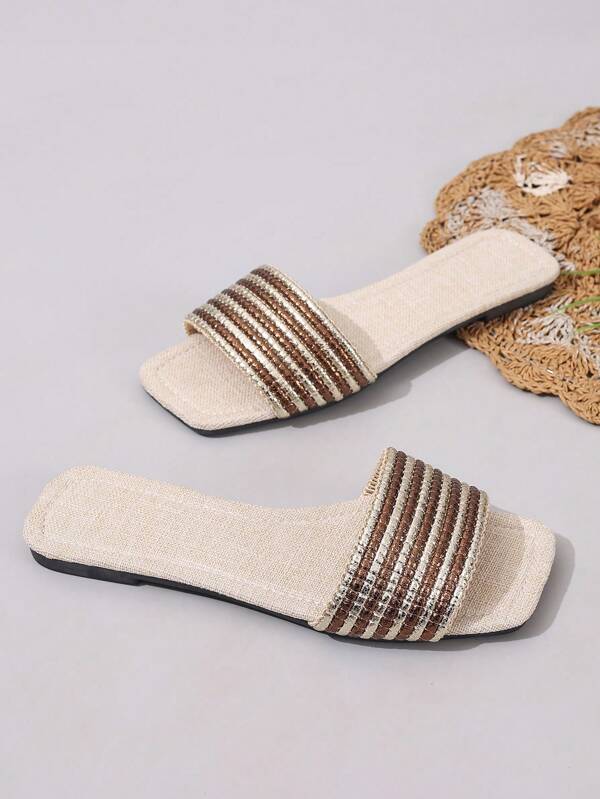 Damen Minimalistische bohemienartiger Stil beige gewebte Flach-Sandalen, glänzende modische Riemen bequeme offene Zehenbereich-Sandalen, neue sommerliche rutschfeste Slip-On stilvolle Sandalen in Große Größen, geeignet für Urlaub und Partytragen, elegante atmungsaktive weiße Pantoffeln, schlanke glänzende Campus-Sandalen einfach zu tragen, geeignet für Outdoor, Strandunterhaltung und sexy Büroschuhe
