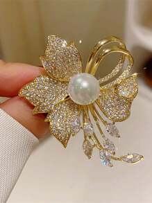 1 Trâm cài áo ngọc trai giả sang trọng thanh lịch dành cho nữ, hợp kim kẽm thiết kế hoa chất lượng cao, phụ kiện thời trang đa năng thích hợp cho váy, bộ đồ và sườn xám, móc cài - Quà tặng hoàn hảo Phụ kiện váy Ghim cho quần áo Túi xách Phụ kiện trường học Văn phòng Phụ kiện Áo sơ mi Áo khoác Trang sức Giáng sinh Halloween Ghim quần áo Quà tặng giáo viên dễ thương vui nhộn - Nhiều màu - Xem 2