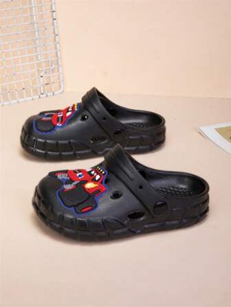 Atmungsaktive rutschfeste EVA Strandlatschen für Kinder mit niedlichem Fahrzeug-Design, Sommer