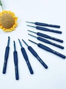 Blauer TPR Weicher Griff Häkelnadel Set, geeignet für Stricken und Handarbeiten, Garn DIY Häkelnadeln 2,0/2,5/3,0/3,5/4,0/4,5/5,0/5,5/6,0