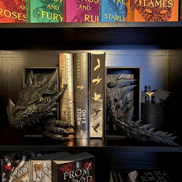 2pcs Dragon Shaped Book Holder Decorations, Fantasy Decor, Home Decorative Accessories, Bookshelf Display