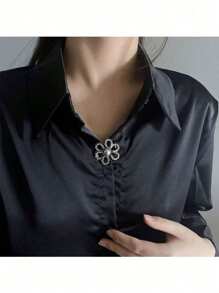 1/2pairs Six-Petal Buckle, Detachable, Invisible Waist Band, Flower Waist Tightener Buckle Pants Pins Collar Buttons Brooch Pins For Women Fashion