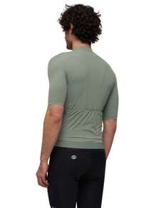 HISERWA 2025 Premium Cycling Jersey Short Sleeve - Seamless Tape Tech & Anti-Slip Wide Hem | 3+1 Zipper PocketS + Ventilated Back Design | Quick-Dry Breathable Fabric For Road Bike/Mountain Bike (Men's High-Performance Cycling Wear)