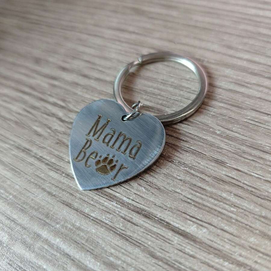 1 件 Mama Bear 钥匙链 - 不锈钢心形激光雕刻