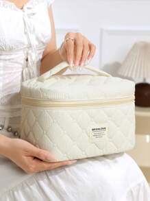 1Pc/Set Beige Quilting Makeup Bag With Soft Texture, Vintage Large Capacity Cosmetic Bag&Travel Organizer Handheld, Minimalism Cozy Foam Toiletry Big Set, Lightweight Fluffy Makeup Pouch, Home Decor, Delicate Gift For New Semester, Spring/Early Summer, Anniversary, Vacation, Trip, Back To School, Makeup Case, New Style In 2025.
