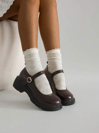 女士黑色复古法式厚底玛丽珍鞋，2024 年新款夏季低帮正装鞋