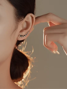 2pcs 925 Sterling Silver 7 Crystals Ear Cuffs Climber Cartilage Earrings Dainty Jewelry Hypoallergenic Fashion Earring Charms Birthday Gift For Women Daily Wear - Silver - View 10