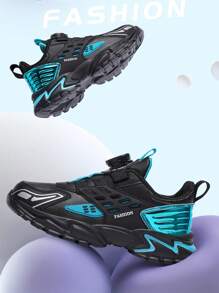 春夏青年运动鞋时尚酷炫跑步鞋男童运动鞋春秋真皮运动鞋