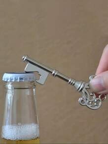 1pc Vintage Crown-Shaped Bottle Opener, Suitable For Bar Or Home, Bar Tools, Wedding Party Favor, Kitchen Gadget, Wedding Gift, Keychain Pendant, Gift For Father