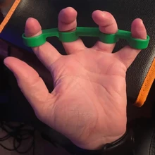 Green ABS Resin Finger Stretcher For Guitar & Piano, Chord Training Device, Music Instrument Accessories - Green - View 4