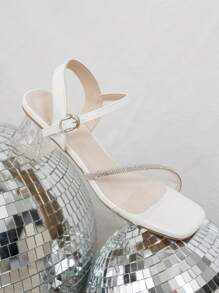 时尚优雅的透明水晶高跟凉鞋，方头设计让腿看起来更长，粗跟，适合派对、婚礼、约会 - 白色 - 查看 5