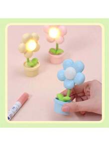 1/2pcs 可爱迷你花朵小夜灯，创意氛围床头灯和桌面装饰花朵小夜灯迷你台灯创意护眼暖光学生宿舍可爱氛围床头灯，创意桌面装饰，儿童小礼物，家居装饰，节日礼物，卡通挂饰