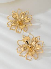 1 Pair Stylish Hollow Out Double Layer Gold-Color 5-Petal Flower Pattern Ladies Earrings - Yellow Gold - View 2