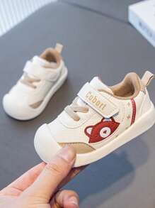 女童婴儿童鞋，时尚新款2025春季运动鞋滑板鞋幼儿防滑防水鞋