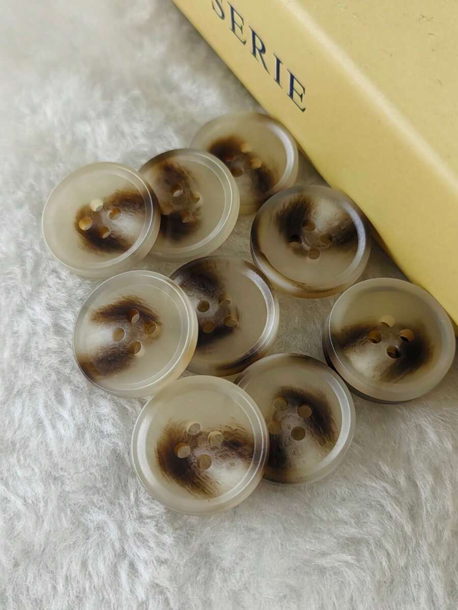 20 件/40 件混合花树脂纽扣，仿牛角款式，适用于高端服装、外套、缝纫配件，多种尺寸可选，品质耐用