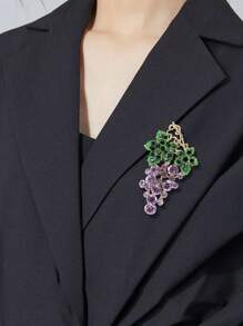 Spilla alla moda con strass a forma di uva per donne, spilla a forma di pianta, accessorio per abiti e vestiti, ideale come regalo per feste e banchetti
