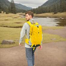 2025 Nuovo Zaino da Escursionismo Unisex Leggero e di Grande Capacità - Zaino da Viaggio Resistente con Guscio Morbido, Cinghia Pettorale Regolabile, Molteplici Tasche e Design Ergonomico, Adatto per Campeggio all'Aperto e Viaggi d'Affari (Giallo), Stile alla Moda e Semplice| Tessuto a rete traspirante