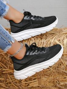 2024 Spring/Summer New Fashion Versatile Lightweight Breathable Casual Sports Shoes, Anti-Slip For Outdoor Running
