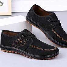 Zapatillas de andar por casa para hombre Zapatillas de andar por casa cómodas y transpirables de tela Zapatillas de andar por casa para mediana edad con cordones - Negro - Ver 1