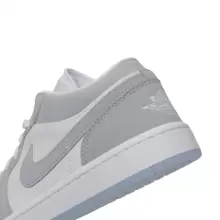 Women's WMNS AIR JORDAN 1 LOW Basketball Shoes, Low-Top DC0774-101