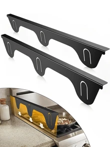 两个炉灶缝隙盖，长 23.4 英寸，宽 0.79 英寸，采用银色不锈钢材质制成，适用于填补厨房炉灶侧面和台面之间的缝隙。它们耐热，有效保护炉灶缝隙的填充，是厨房炉灶缝隙的理想选择 - 彩色 - 查看 1