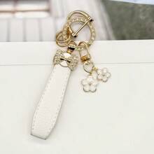 TTOBS 1pc Elegant Leather String Car Key Chain With Lovely Flower Shape Pendant - , Fashionable And Multifunctional Women's Keychain - Available In Multiple Colors, A Perfect Car Owner Accessory And Fashionable Gift Idea