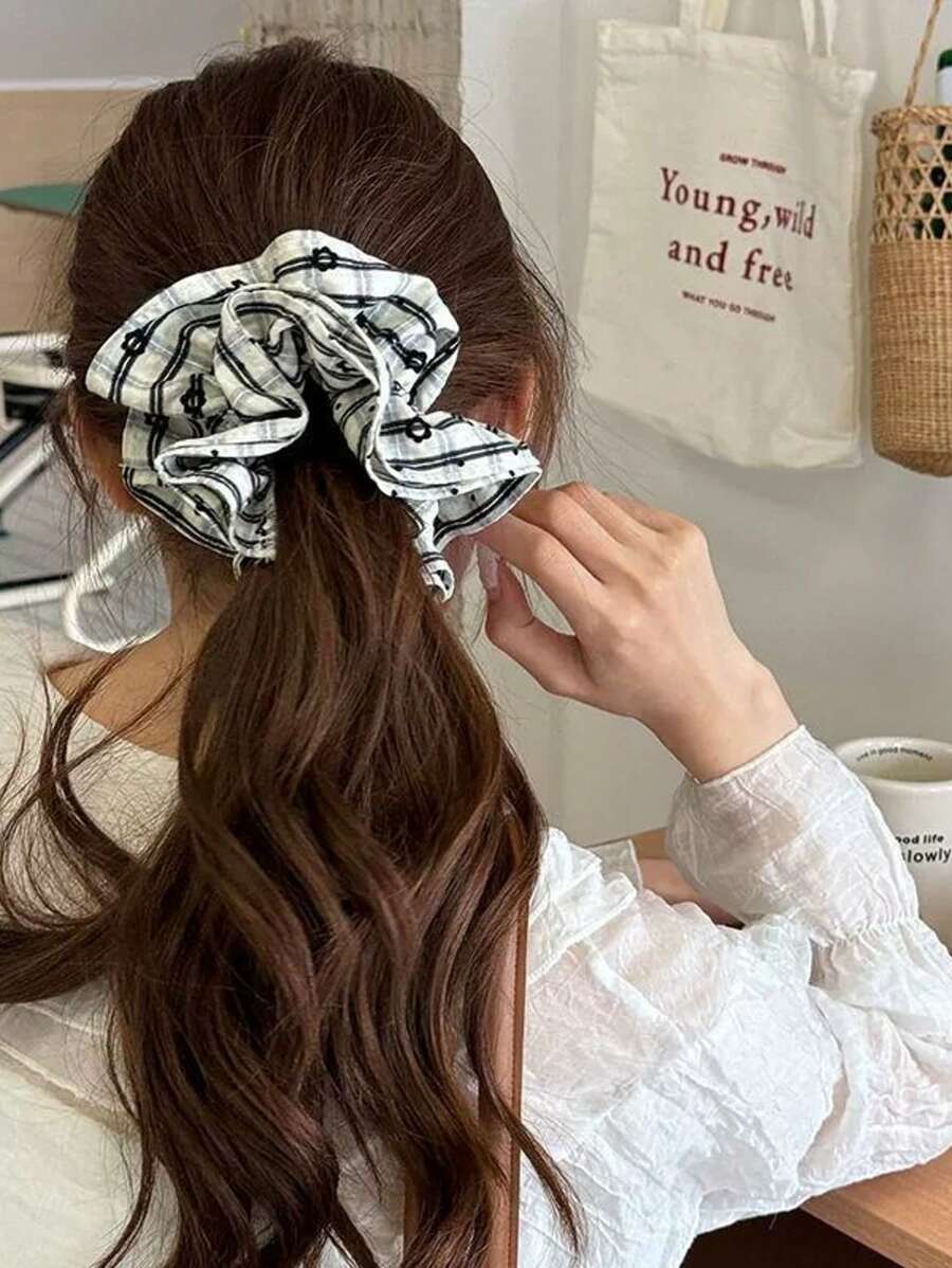 1pc Women's Black & White Plaid, Polka Dot, Ditsy Floral Hair Scrunchies, Vintage-Style Unique Design, Fashionable Vibe, Suitable For Daily Use Hair Accessory