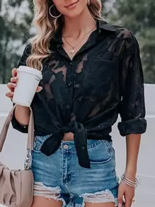 纯色立体花卉雪纺衬衫，宽松V领荷叶边喇叭袖，120克梭织面料，春夏款