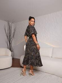 Printed Wrap Dress With Tie - Blanco y Negro - Ver 2