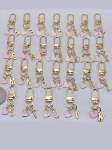 个性化心形吊坠,可定制(姓名首字母、留言/情书)| 心形钥匙扣 | 定制包包挂饰 | 礼物、钥匙扣、独特手机配件、简约设计、适合女士钱包和手机配件、送给朋友、家人、女友的礼物、户外用品、派对用品、礼品、纪念品、女士包包挂饰、汽车配件、送给女性和女孩的礼物 - 彩色 - 查看 3