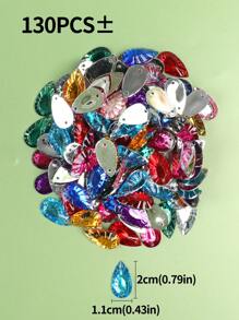 Akcesoria DIY: mieszanka kolorowych akrylowych koralików diamentowych, brokatowych cekinów i laserowych cekinów, stosowana w szyciu odzieży, około 200 szt. (50 g w opakowaniu)