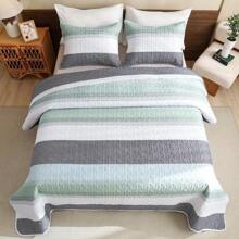 3-Piece Sage Green California King Quilt Set: Oversized Stripe Patchwork Comforter, Bedspreads & Coverlets, Soft, Lightweight Quilted Bedding For All Season (1 Quilt, 2 Pillowcases)