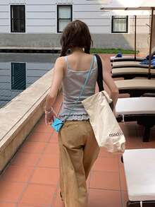 蕾丝边吊带背心，2025春夏新款修身小众无袖打底衫或外套，女士休闲款 - 灰色 - 查看 2