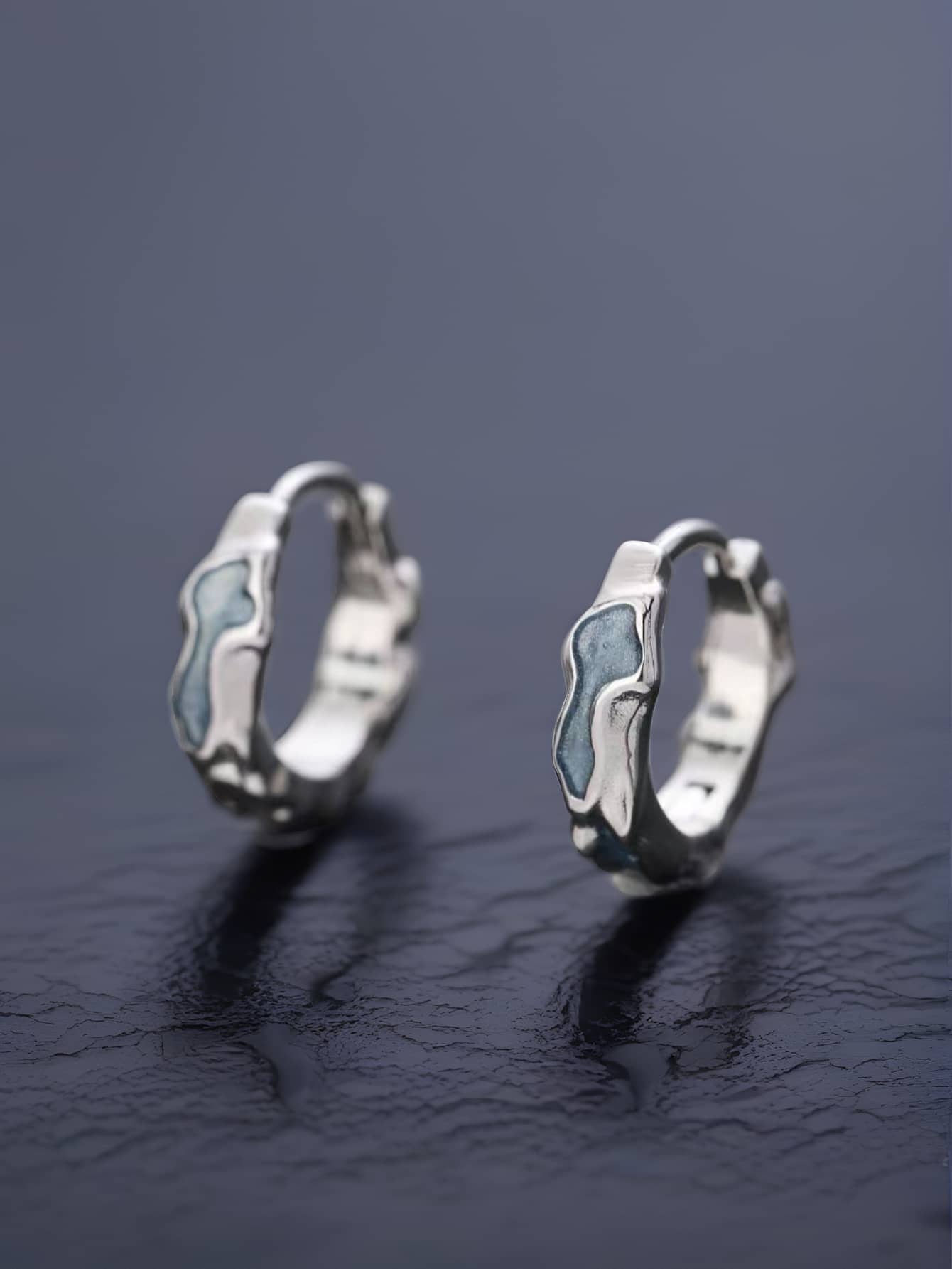 2 pares de brincos azuis estilosos para homens – Look ousado e luxuoso para primavera/verão | Joias estilosas para uso diário e no trabalho – Presente de aniversário perfeito para ele