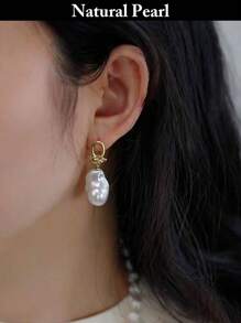 1 Pair Fashionable Baroque Pearl Earrings, Asymmetrical Natural White Pearl Earrings For Women, Daily Wear And Holiday Gift