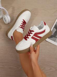 Women's Athletic Colorblock Shoes – Patchwork Upper And Chunky Sole For Fitness Activities
