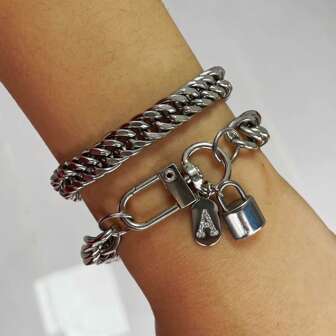 1 pièce de chaîne épaisse à double tressage avec un pendentif unique de cadenas et de lettre pour femmes, bracelet avec initiales, style unique, convient pour le port quotidien des femmes