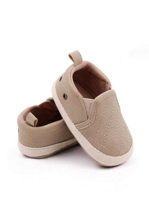 Mocasines planos de color caqui para bebés, con el mismo estilo para niños y niñas, diseño liso de una sola pieza, suave y con suela antideslizante, zapatos planos para caminar para recién nacidos