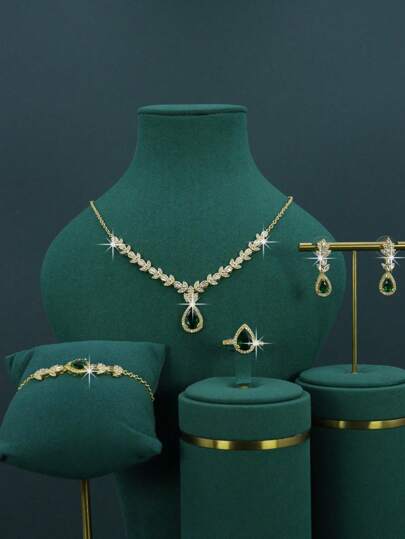 Conjunto de 5 acessórios para casamento estilo real banhados a ouro 18K, zircônia cúbica verde incrustada à mão, incluindo colar, pulseira, brincos e anel, adequado para uso diário e cerimônia de casamento, presente de aniversário de casamento