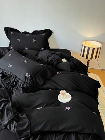 3pcs Ruffles Embroidery Bow Duvet Cover Set King Size Soft Fabric Bedding Comforter Cover Set With Zipper Ties For Girls Bedroom ,Room Decor , Breathable, Easy Care