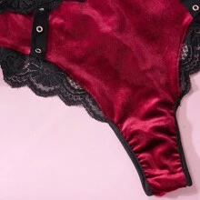 Lingerie sexy, tuta in velluto e pizzo, sottile e sexy