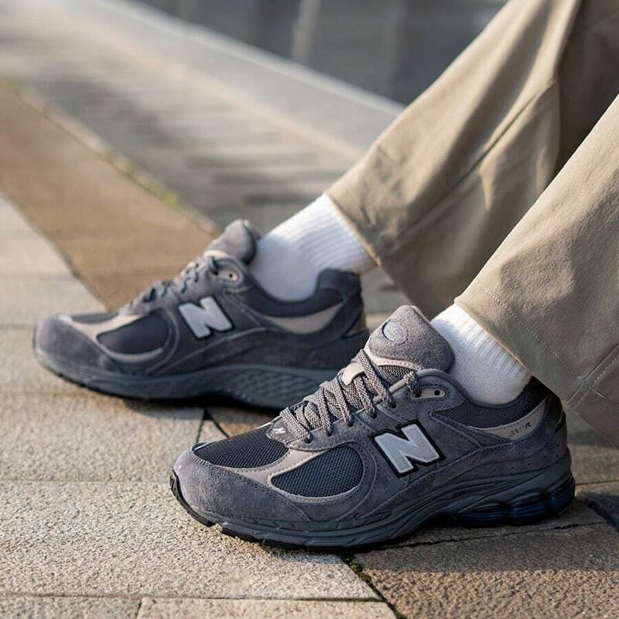 New Balance Zapatillas de running retro de la serie NB 2002R, zapatos deportivos y casuales de moda de corte bajo, unisex M2002RTC