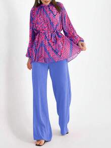 Spring & Summer Elegant Pleated Puff Sleeve Blouse High Waist Wide Leg Pants Print Suit With Tie Belts, Retro Geometric Pattern Contrast Color 2 Pieces Set - Red and Blue - View 7