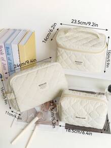 1Pc/Set Beige Quilting Makeup Bag With Soft Texture, Vintage Large Capacity Cosmetic Bag&Travel Organizer Handheld, Minimalism Cozy Foam Toiletry Big Set, Lightweight Fluffy Makeup Pouch, Home Decor, Delicate Gift For New Semester, Spring/Early Summer, Anniversary, Vacation, Trip, Back To School, Makeup Case, New Style In 2025.
