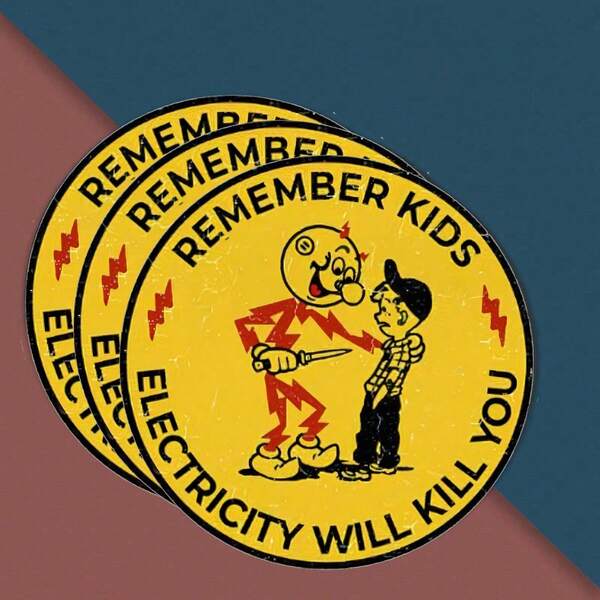 1/5pcs Remember Kids Electricity Will Kill You - Vintage Style Danger Warning Sticker- Funny Retro Vinyl Decal For Car, Laptop, Notebook, Toolbox, Refrigerator, Water Bottle, Helmet | Playful Safety Warning Design, Vintage Sticker Decor
