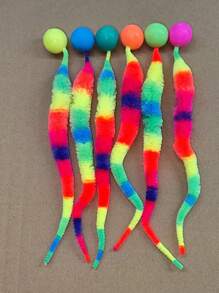 Set da 2 pezzi di giocattoli a forma di verme arcobaleno lungo con palla, giocattoli per gatti