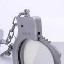 复古银色塑料手铐，无需电源，派对和万圣节服装配饰，贴身物品，家居和厨房活动用品 - 彩色 - 查看 5