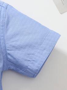 1 Stück Kinder Jungen Lässiges blaues Kragen Doppeltasche Hemd, geeignet für lässige Partys, Geburtstagsfeiern, Gastgeber-Anlässe, Aufführungen, Strandurlaub, Frühling/Sommer